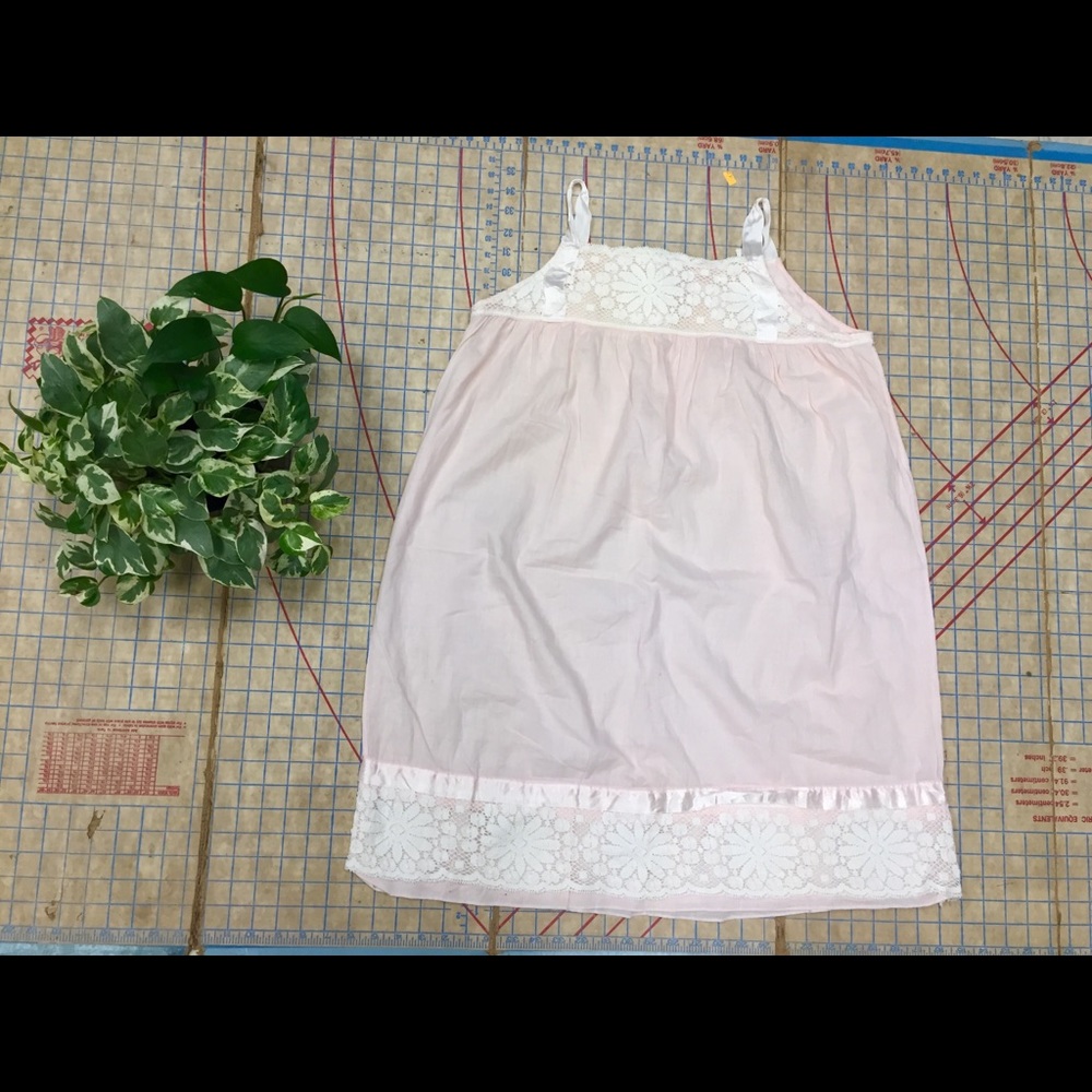 Vintage Her Majesty nightgown S/M